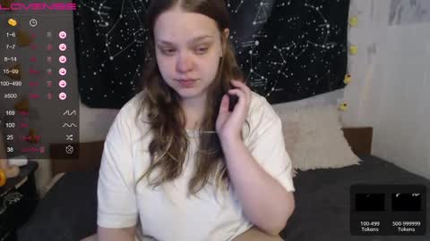 darling_tony18 online show from April 2026 12:28:02 PM