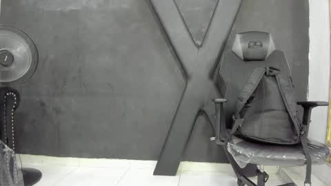 Darling online show from January 2026 01:38:01 PM