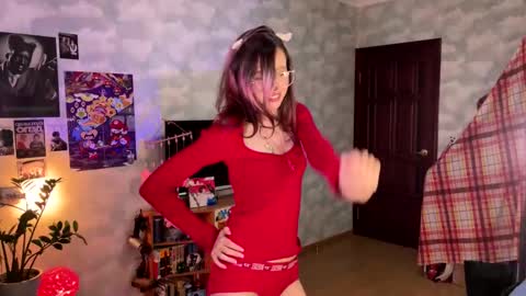 D online show from December 2025 03:44:02 AM