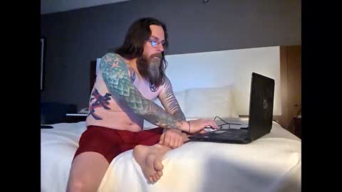 Snapshot of darthraider76 chatting on March 2026 02:35:01 AM DarthRaider online show from March 2026 02:35:01 AM