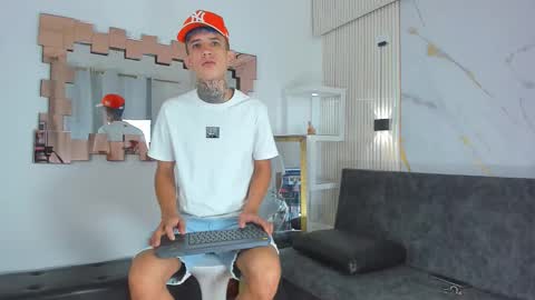 darwin_ggh online show from November 2025 07:08:01 AM