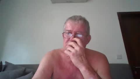 Snapshot of darwincock chatting on June 2026 02:01:01 AM darwincock online show from June 2026 02:01:01 AM