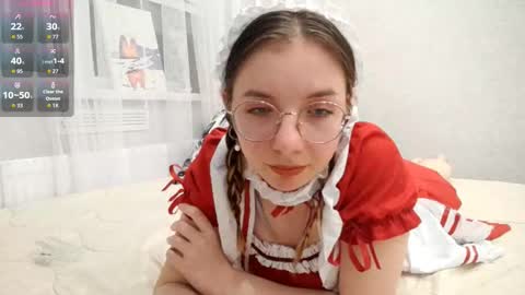 Lia online show from December 2025 07:30:02 PM