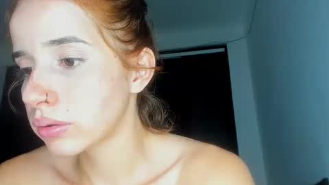 Dafne online show from November 2025 01:41:02 AM