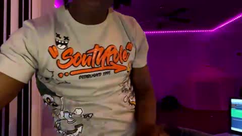 Snapshot of datb0igud chatting on January 2025 01:19:01 PM LushLavish online show from January 2025 01:19:01 PM