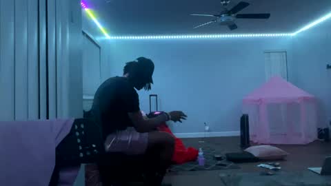 Snapshot of datb0igud chatting on March 2025 09:33:02 AM LushLavish online show from March 2025 09:33:02 AM