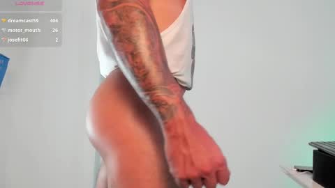 Snapshot of dave_hs chatting on March 2025 10:34:02 PM dave_hs online show from March 2025 10:34:02 PM