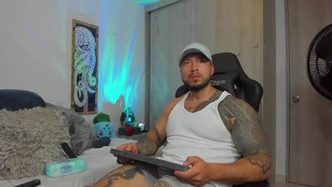 DAVE MAX online show from January 2025 07:07:02 PM