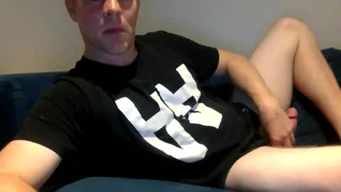 daveb709709709 online show from September 2025 02:01:02 AM