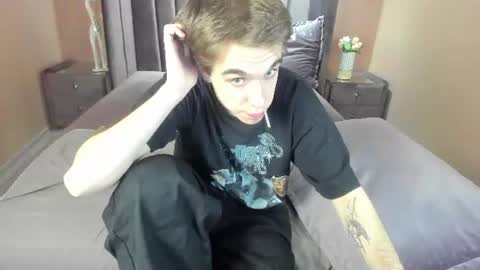 Snapshot of davebevy chatting on June 2026 07:51:02 AM Dave online show from June 2026 07:51:02 AM