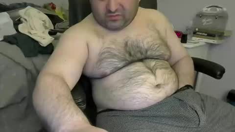 Snapshot of daveishorny1988 chatting on December 2025 01:32:02 AM daveishorny1988 online show from December 2025 01:32:02 AM