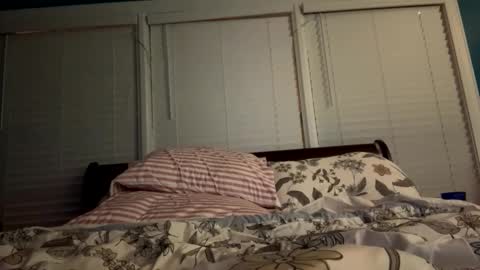 davezzie123456 online show from April 2026 03:55:01 AM