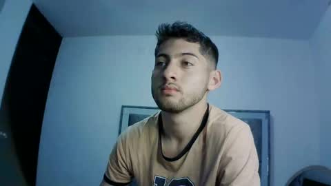 Snapshot of david_asturias chatting on January 2025 01:58:01 AM David Asturias online show from January 2025 01:58:01 AM