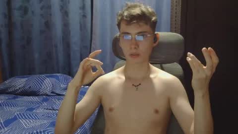 Snapshot of david_colombian chatting on May 2026 01:25:02 AM ProgrammerBoy online show from May 2026 01:25:02 AM