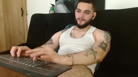 Twitter davidsanctum online show from November 2025 10:15:01 PM