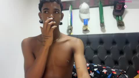 Snapshot of david_hot44 chatting on June 2026 02:25:05 AM david_hot44 online show from June 2026 02:25:05 AM