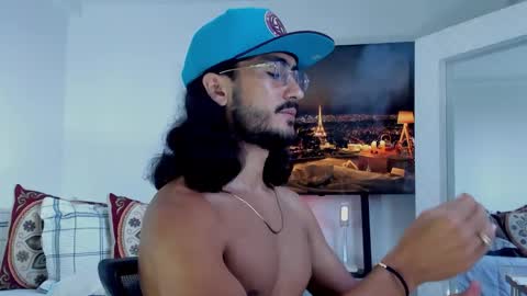 Hey im David that loves to explore and speak their fantasies. Very open talktative and nice. Feel free to chat with me online show from January 2026 02:43:01 PM