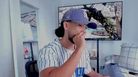 Snapshot of david_johnson372 chatting on March 2026 03:07:02 PM Hey im David that loves to explore and speak their fantasies. Very open talktative and nice. Feel free to chat with me online show from March 2026 03:07:02 PM