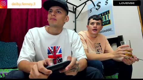 Snapshot of david_latin666_ chatting on December 2024 01:18:01 AM David online show from December 2024 01:18:01 AM