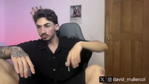 Snapshot of david_muller_ chatting on February 2025 11:37:02 PM David online show from February 2025 11:37:02 PM