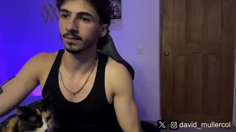 Snapshot of david_muller_ chatting on February 2025 01:32:01 AM David online show from February 2025 01:32:01 AM