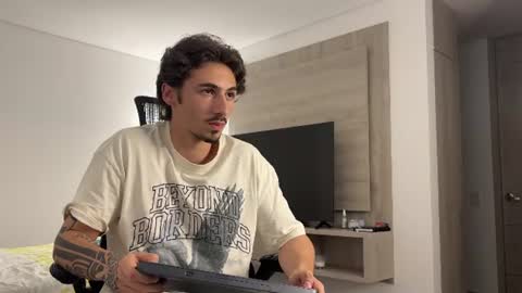 Snapshot of david_muller_ chatting on July 2026 11:44:02 PM David online show from July 2026 11:44:02 PM