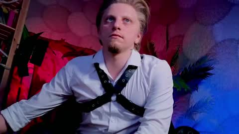 Vincente online show from April 2026 09:39:33 PM