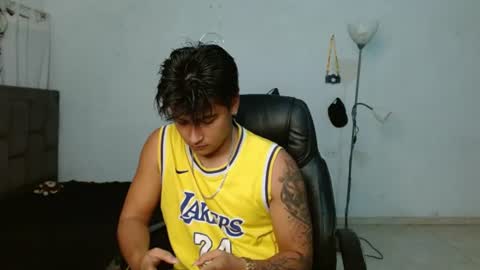 Snapshot of davidbless chatting on July 2026 02:35:02 AM David Bless online show from July 2026 02:35:02 AM