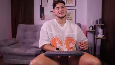 Davies brown    schedule 12pm to 5pm col time online show from November 2025 08:51:01 PM