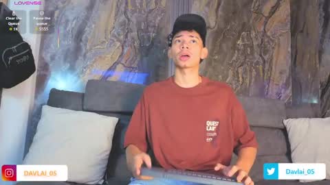 Snapshot of daviid_laid_ chatting on May 2026 12:24:02 PM David online show from May 2026 12:24:02 PM