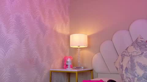 Valentina Gomez online show from November 2025 11:32:02 AM