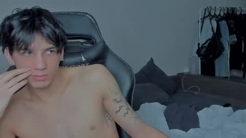 davis online show from December 2024 10:58:02 PM