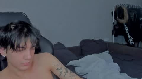 davis online show from January 2025 04:03:01 PM