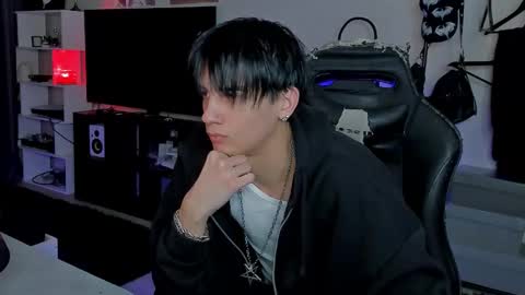 Snapshot of davisross chatting on February 2026 01:05:02 PM davis online show from February 2026 01:05:02 PM