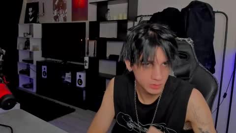 Snapshot of davisross chatting on February 2026 01:19:02 PM davis online show from February 2026 01:19:02 PM