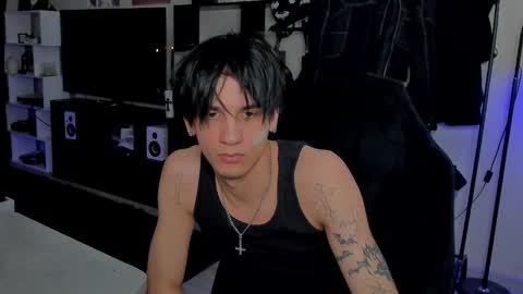 Snapshot of davisross chatting on March 2026 12:06:02 AM davis online show from March 2026 12:06:02 AM