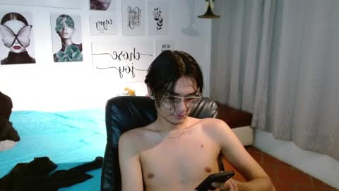 davoxer online show from September 2025 03:27:02 AM