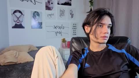 davoxer online show from November 2025 04:15:01 AM