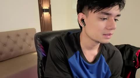 davoxer online show from April 2026 03:23:02 AM