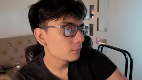 davoxer online show from April 2026 02:58:01 AM