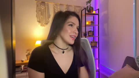 dayanavtx online show from November 2025 06:42:02 PM