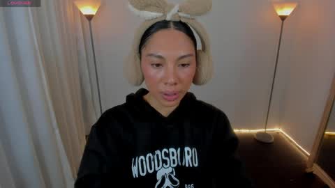 I am Dayanna  tecca online show from March 2026 09:05:01 PM