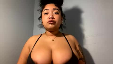 dayqueen1 online show from June 2026 11:11:02 AM