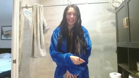 Dazey online show from November 2025 12:35:02 AM