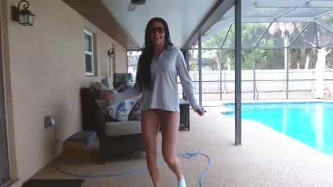 Dazey online show from December 2025 08:59:01 PM