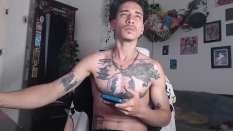 dazzayy online show from January 2026 11:26:01 AM