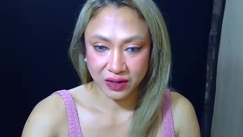 stephaniechim online show from April 2026 04:23:01 PM