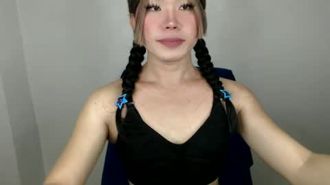 Snapshot of dazzzlingcarol chatting on June 2026 07:33:02 AM dazzzlingcarol online show from June 2026 07:33:02 AM