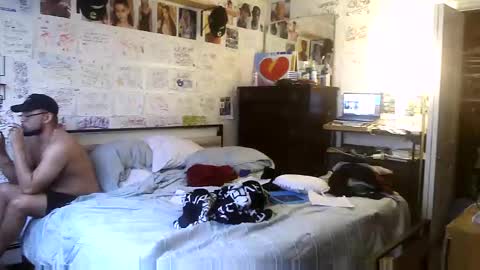 dbeamon92 online show from February 2026 05:33:01 PM