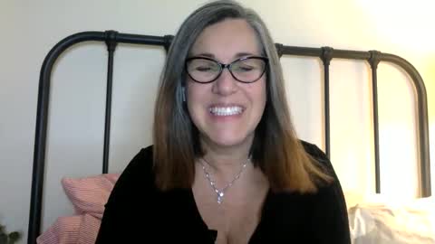 DDMolly online show from May 2026 05:59:02 AM
